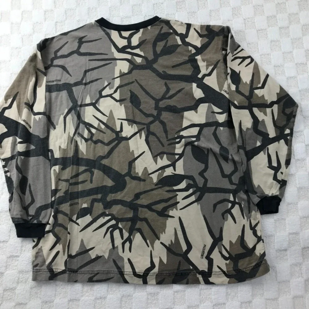 Predator Camouflage measurements are